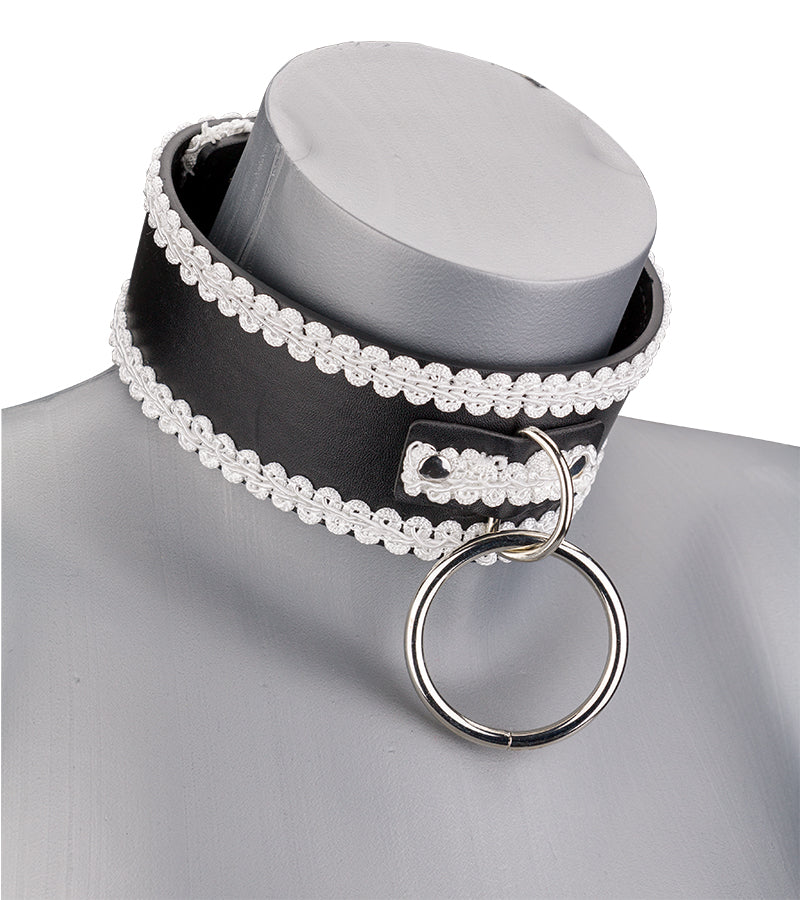 Empire submission collar